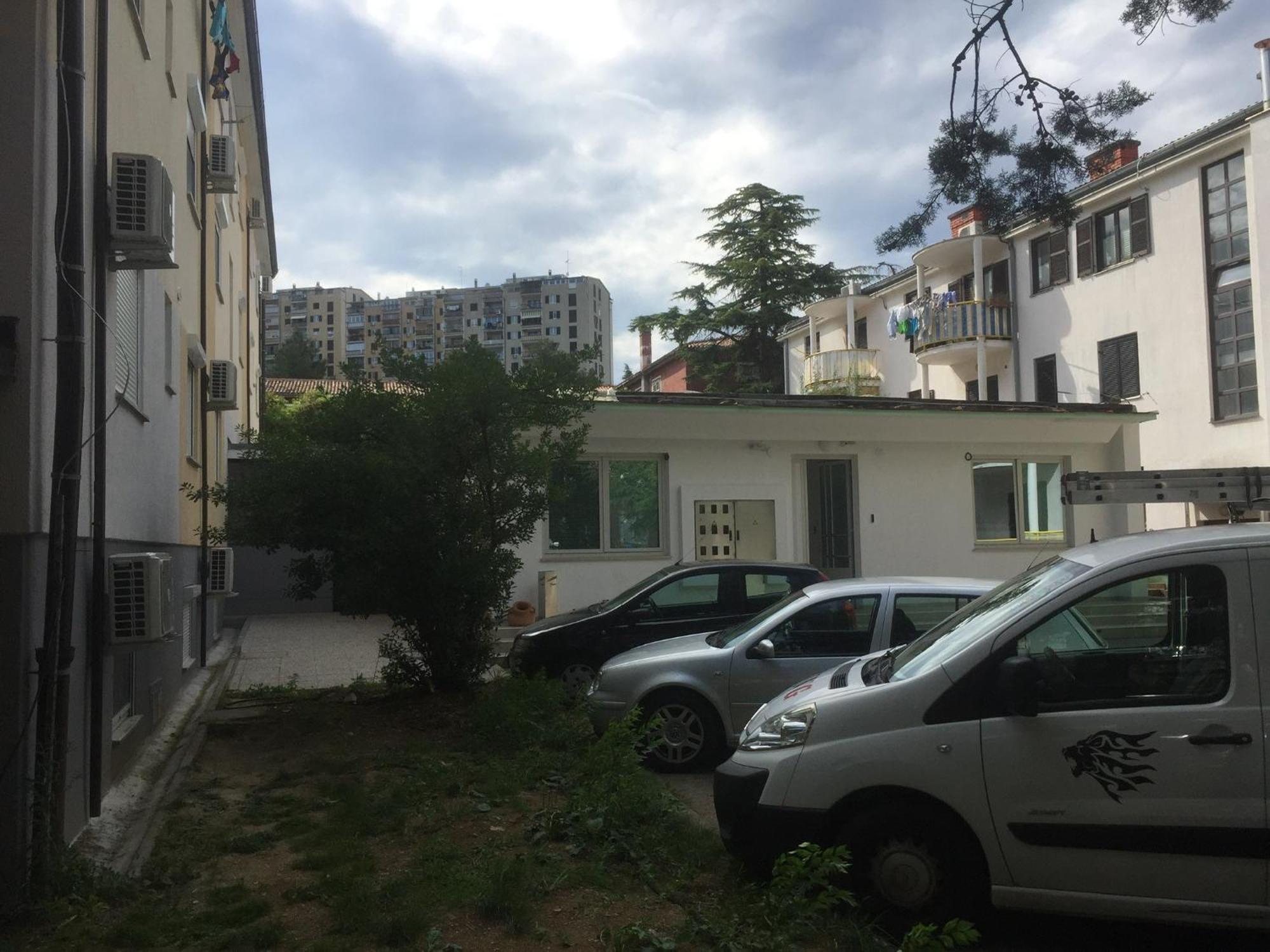 Apartments Colors Of Koper Where The Sea Is Near By Room photo